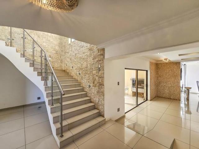 4 Bedroom House in Birdwood Estate