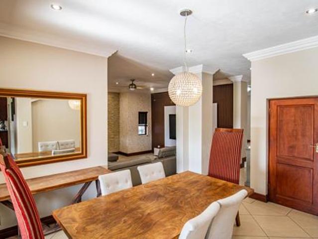 4 Bedroom House in Blue Valley Golf Estate