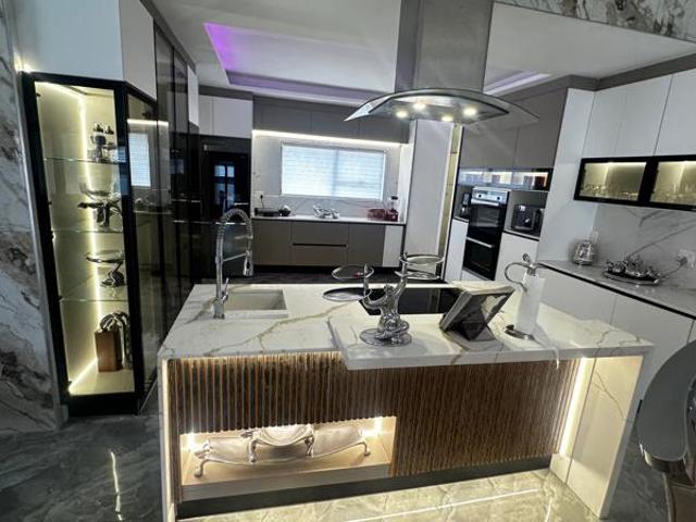 4 Bedroom House in Blue Valley Golf Estate
