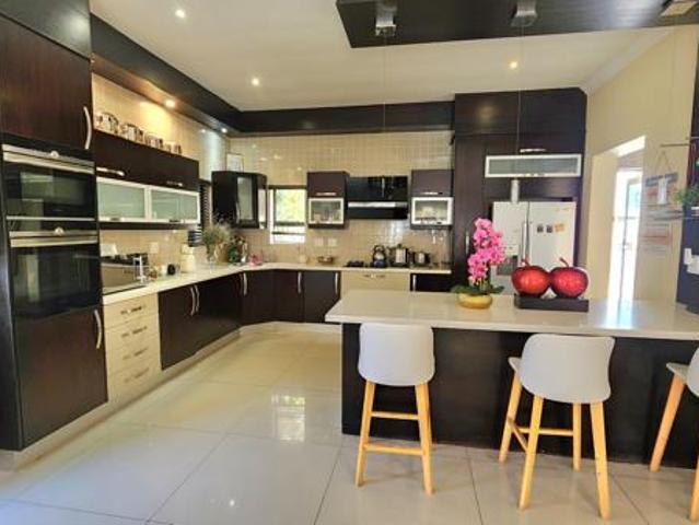 4 Bedroom House in Blue Valley Golf Estate