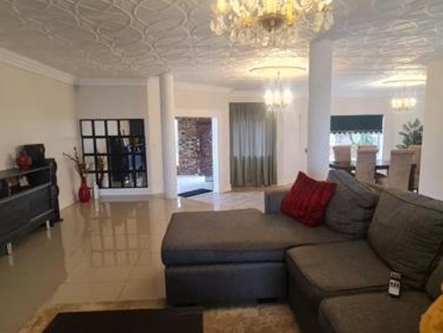 4 Bedroom House in Bluewater Bay