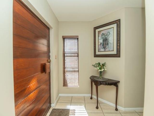 4 Bedroom House in Bluewater Bay