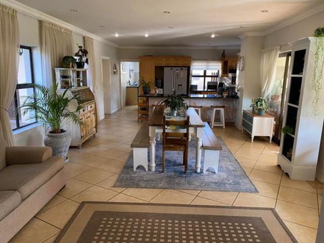 4 Bedroom House in Blanco