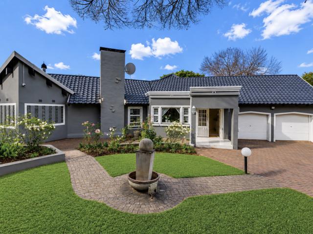 4 Bedroom House in Bryanston