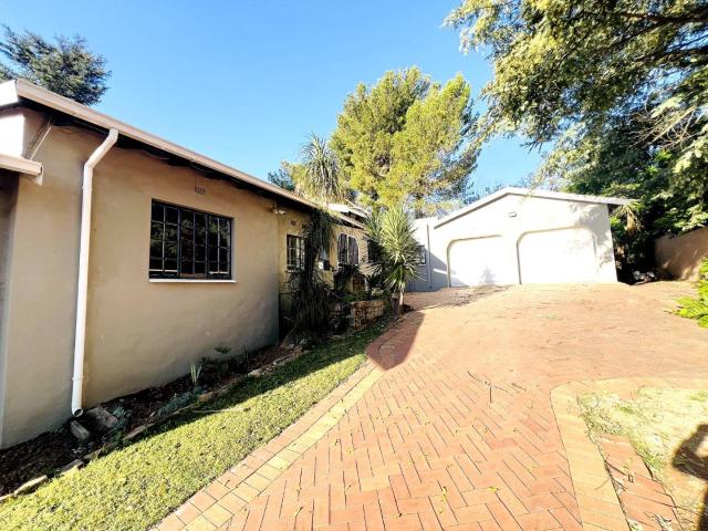 4 Bedroom House in Bryanston