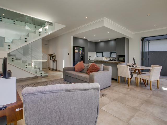 4 Bedroom House in Bryanston
