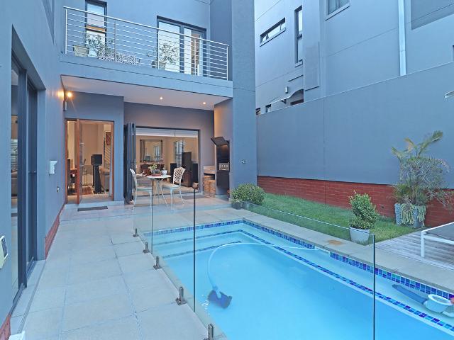 4 Bedroom House in Bryanston