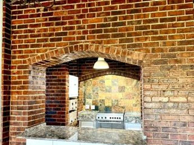 4 Bedroom House in Brackendowns