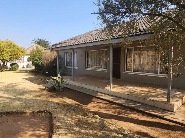 4 Bedroom House in Brakpan Central