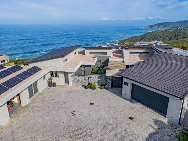 4 Bedroom House in Breakwater Bay Eco Estate