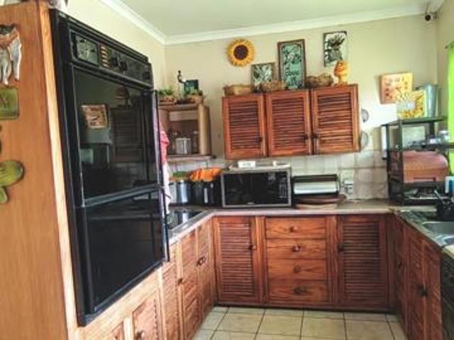 4 Bedroom House in Breaunanda