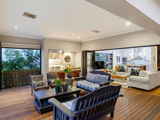 4 Bedroom House in Brettenwood Coastal Estate