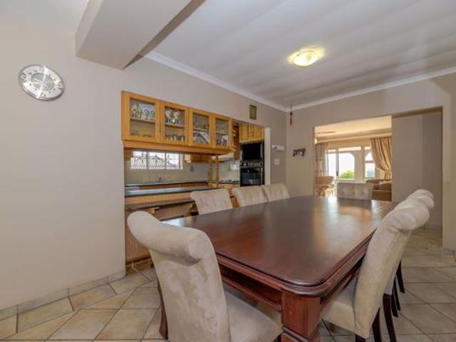 4 Bedroom House in Brindhaven