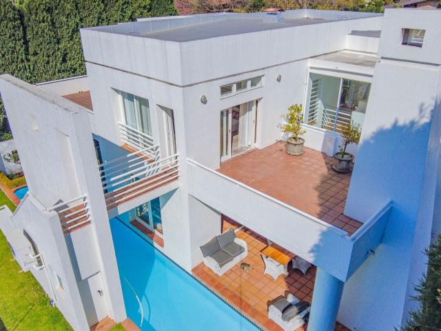 4 Bedroom House in Brooklyn