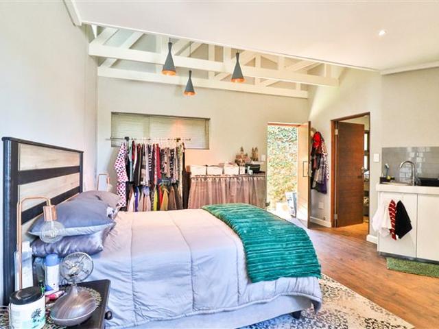 4 Bedroom House in Brooklyn