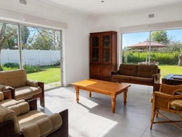 4 Bedroom House in Bultfontein