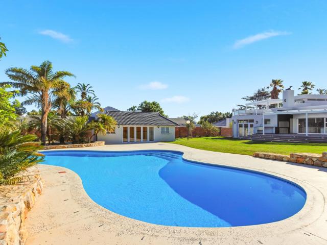 4 Bedroom House in Golden Hill