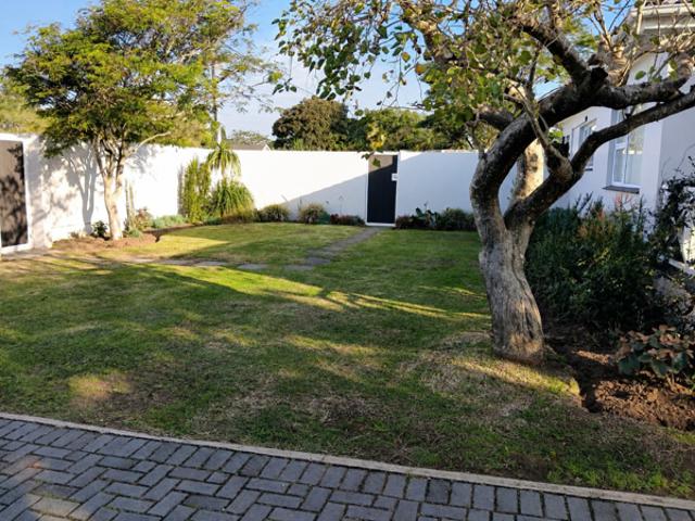 4 Bedroom House in Gonubie