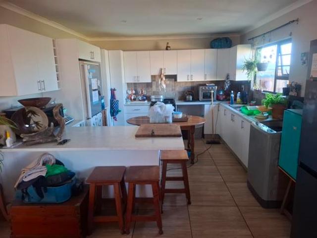 4 Bedroom House in Gonubie