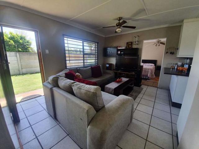 4 Bedroom House in Gonubie