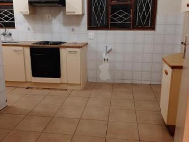 4 Bedroom House in Goodwood Central