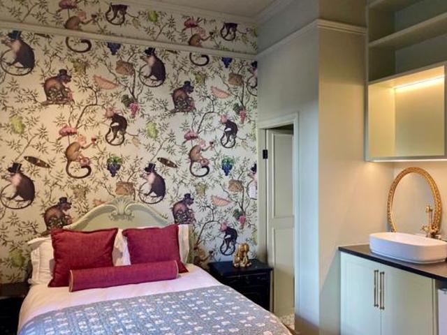 4 Bedroom House in Gardens