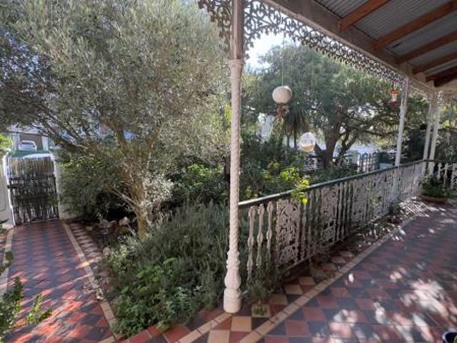 4 Bedroom House in Gardens