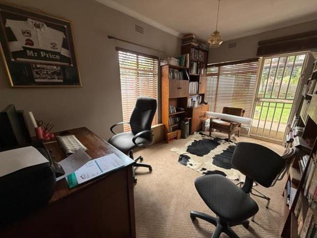 4 Bedroom House in Gholfsig