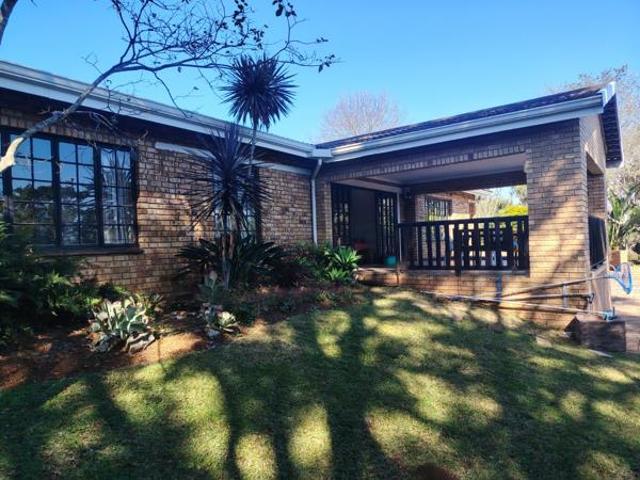4 Bedroom House in Gillitts