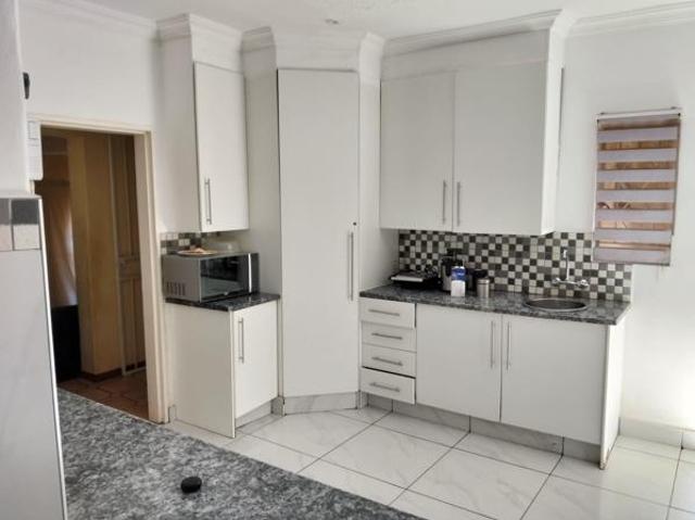 4 Bedroom House in Glen Marais