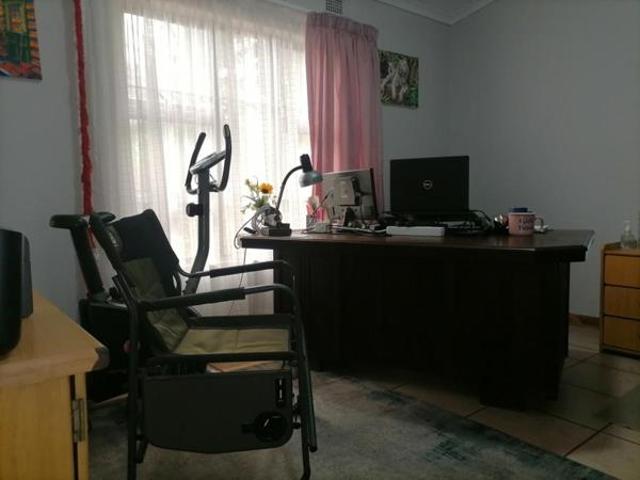 4 Bedroom House in Glenmore