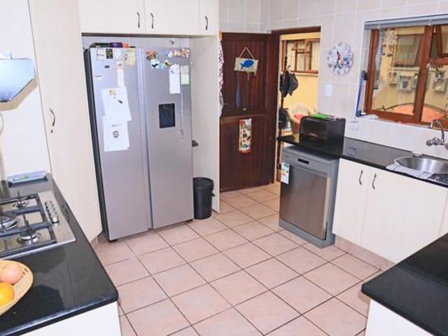 4 Bedroom House in Glenmore