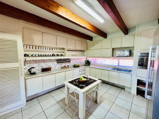 4 Bedroom House in Glenmore