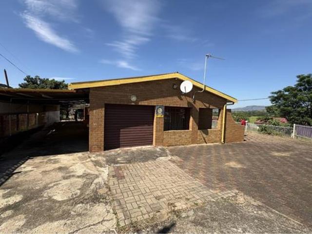 4 Bedroom House in Glencoe