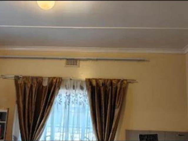 4 Bedroom House in Glencoe