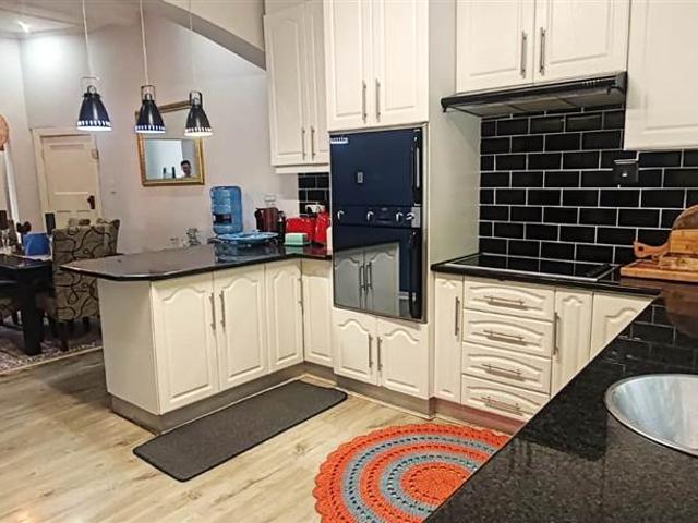 4 Bedroom House in Glenwood