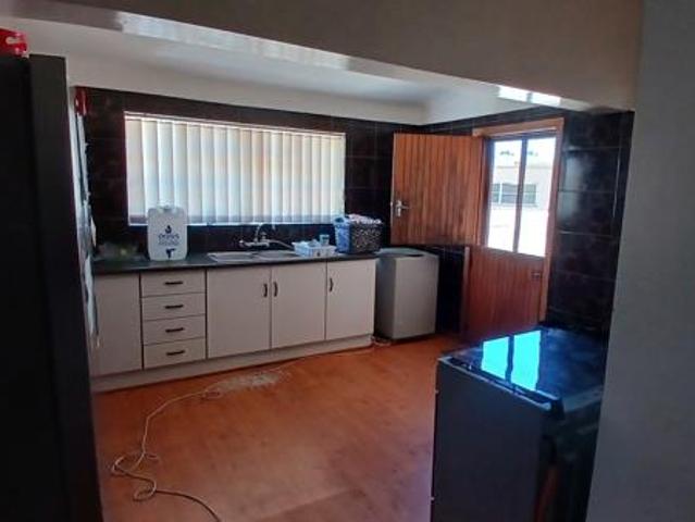 4 Bedroom House in Graaff Reinet