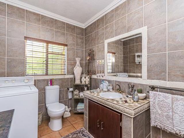 4 Bedroom House in Greenhills