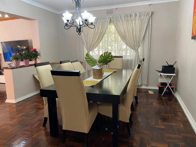4 Bedroom House in Greenside