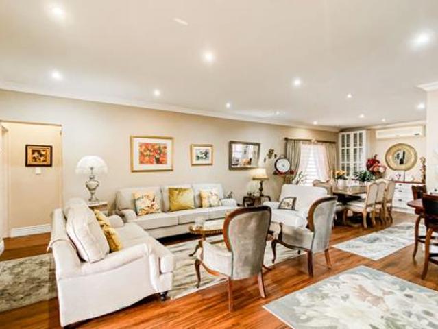 4 Bedroom House in Grimbeek Park