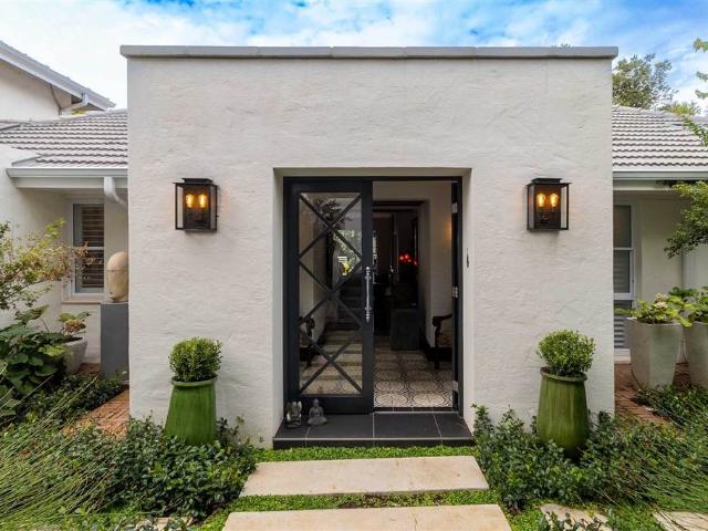 4 Bedroom House in Groenkloof