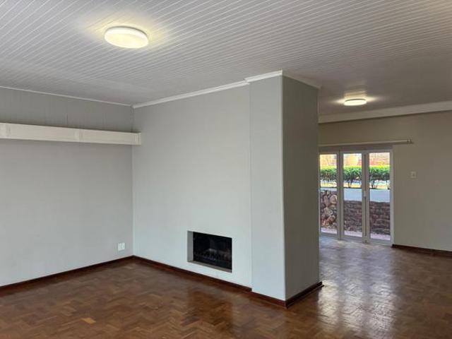 4 Bedroom House in Groenkloof
