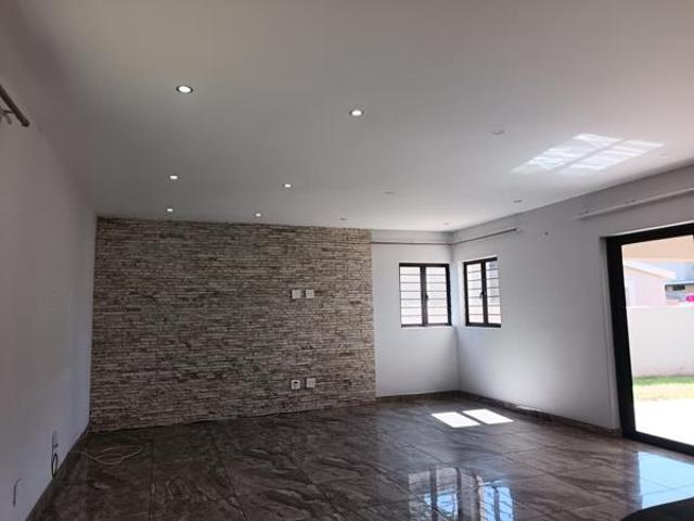 4 Bedroom House in Donkerhoek AH