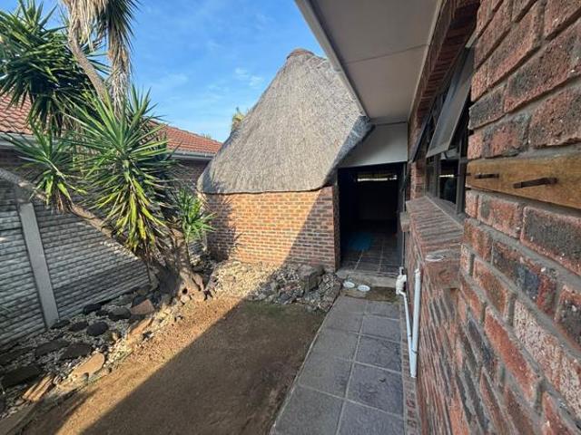 4 Bedroom House in Dorchester Heights