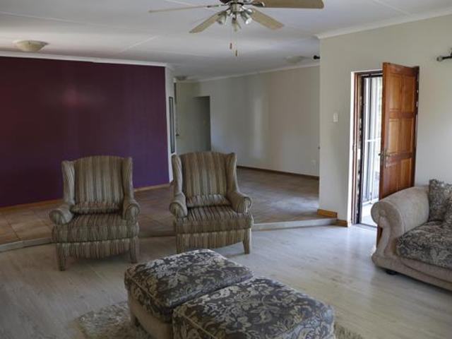 4 Bedroom House in Dorchester Heights
