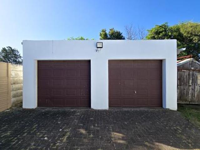 4 Bedroom House in Dawn