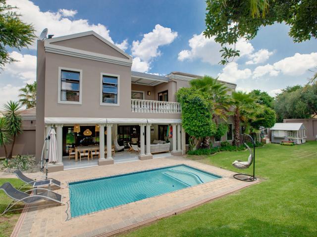 4 Bedroom House in Dainfern
