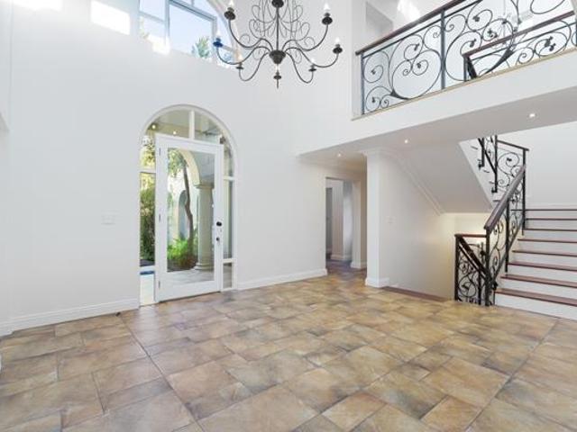 4 Bedroom House in Dainfern Golf Estate