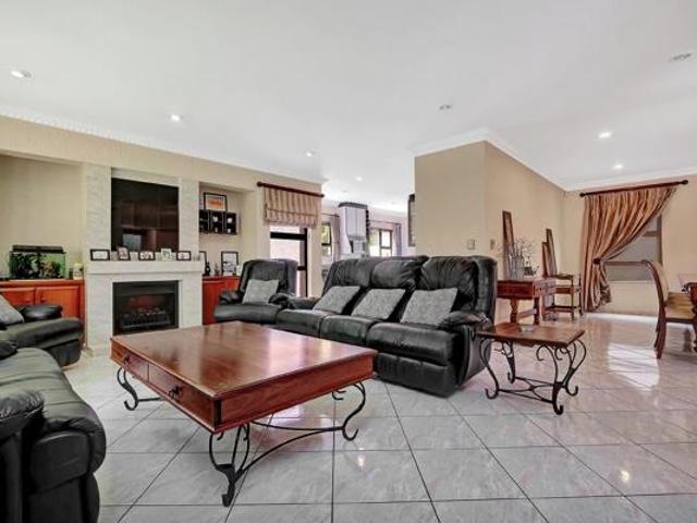 4 Bedroom House in Dainfern Golf Estate