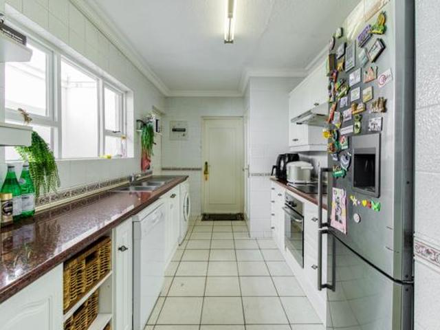 4 Bedroom House in Dainfern Golf Estate